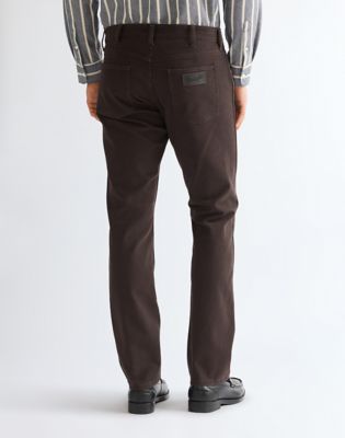 Wrangler · Pantalone Greensboro uomo regular straight marrone Chocolate Torte