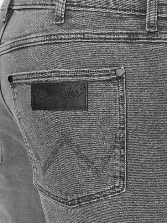 WRANGLER Jeans Uomo Regular Straight denim In Space “Greensboro”