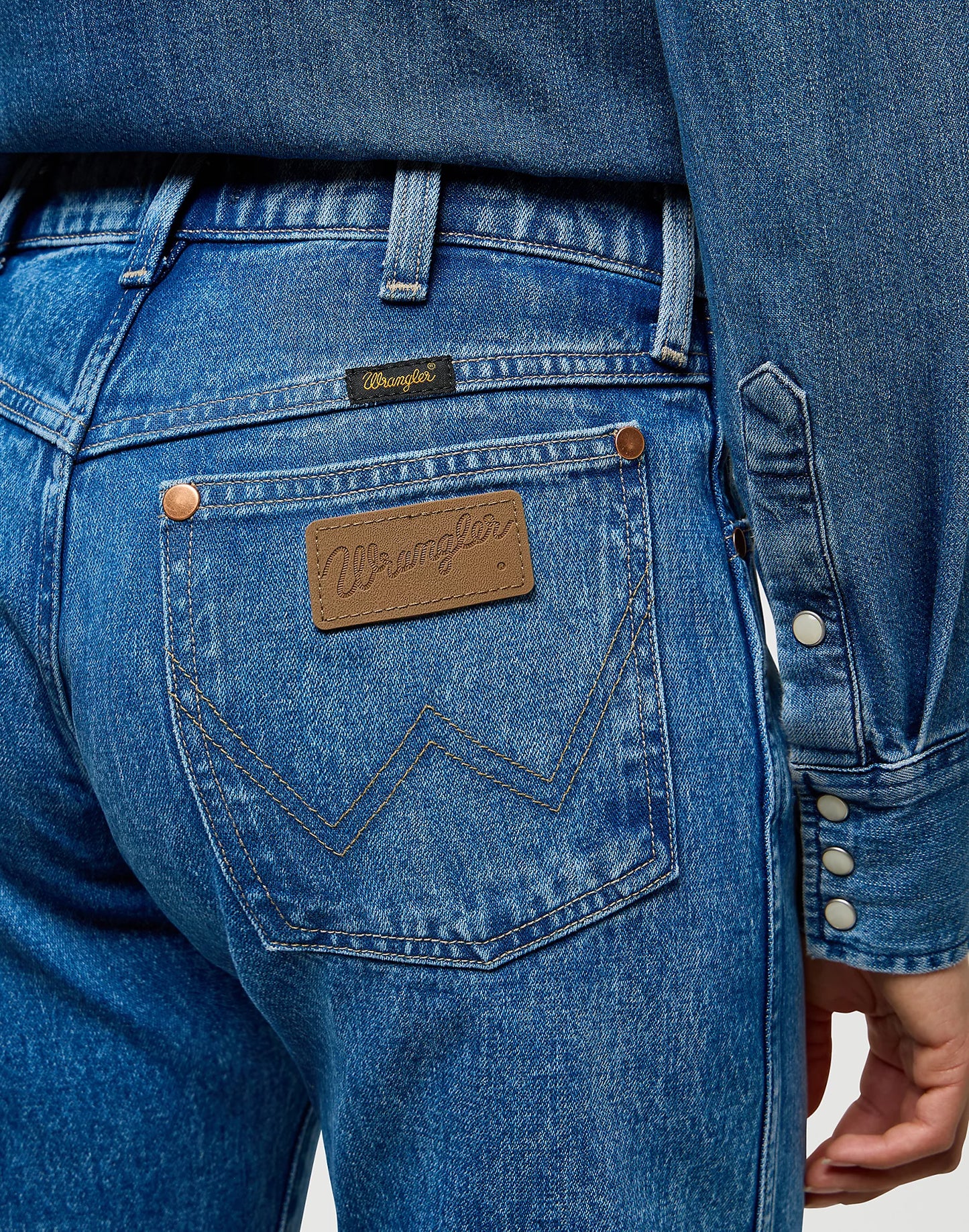 WRANGLER Jeans Donna Low Rise Cowboy gamba dritta denim Lasso Lagoon “Cowboy”