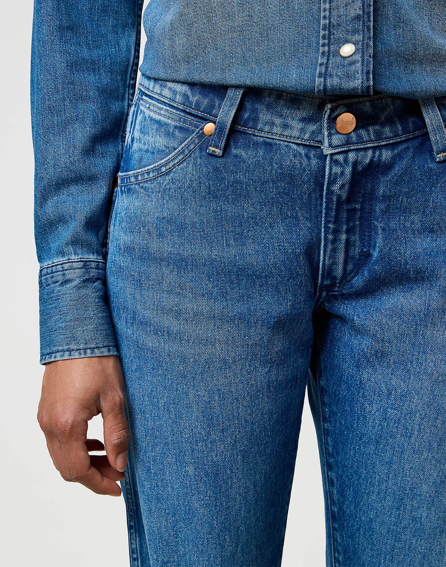 WRANGLER Jeans Donna Low Rise Cowboy gamba dritta denim Lasso Lagoon “Cowboy”