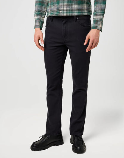 Wrangler pantaloni Slim Tapered twill stretch Black “Larston”