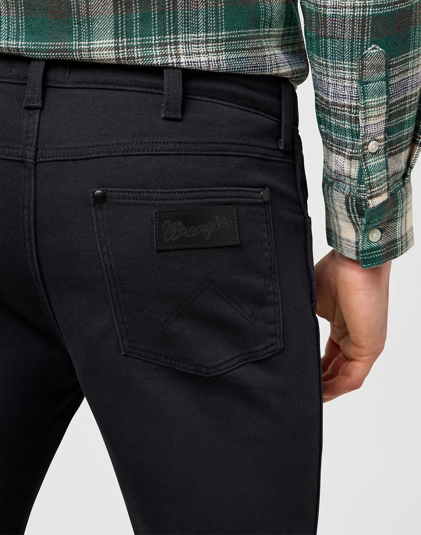 Wrangler pantaloni Slim Tapered twill stretch Black “Larston”