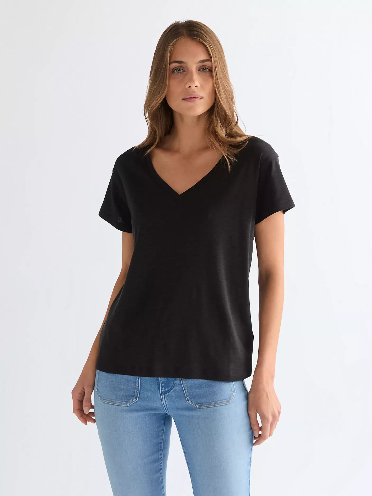 Wrangler T-shirt Donna Easy scollo a V in cotone Nera