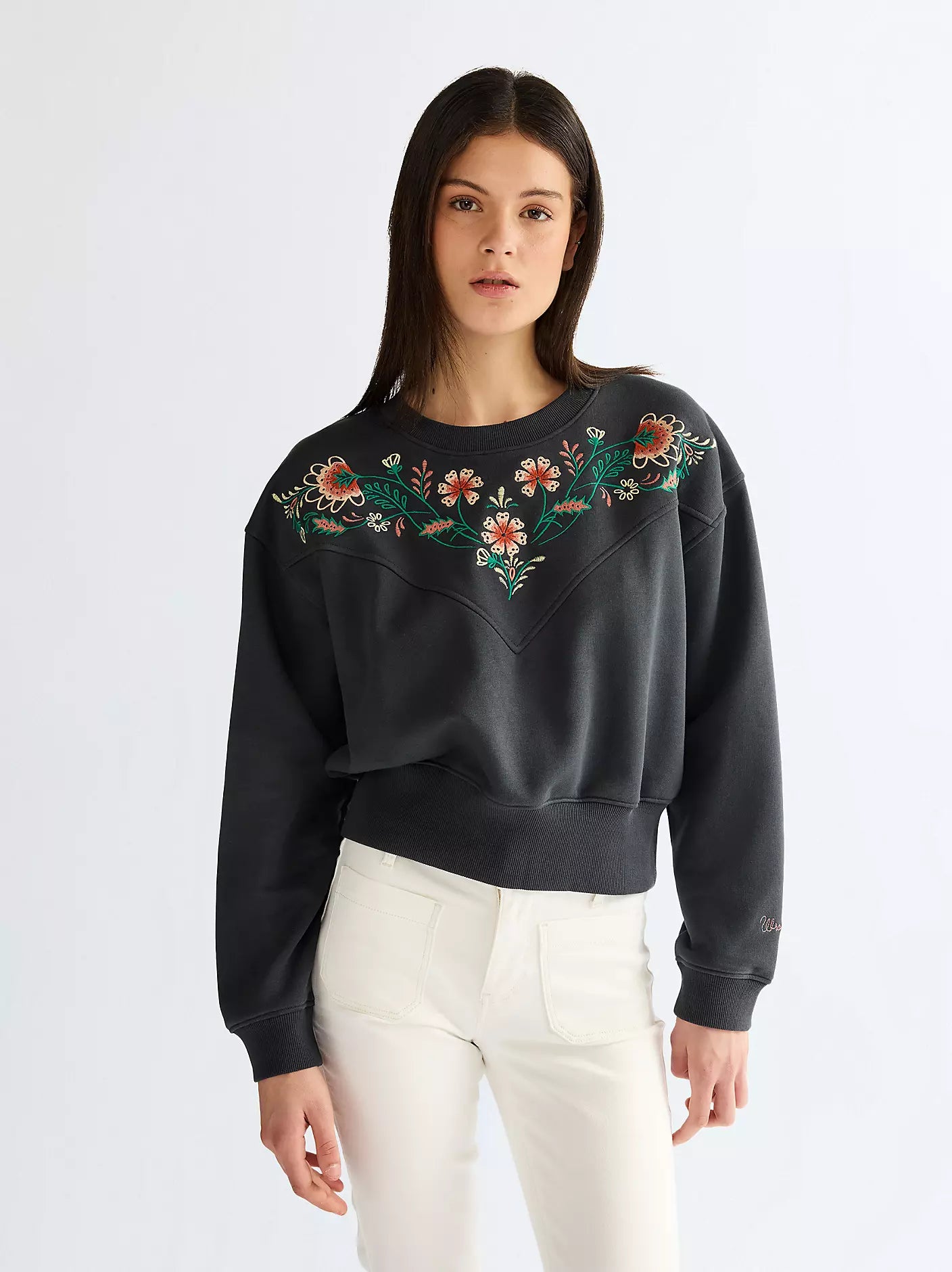 Wrangler · Felpa donna cropped floreale ricamata nero