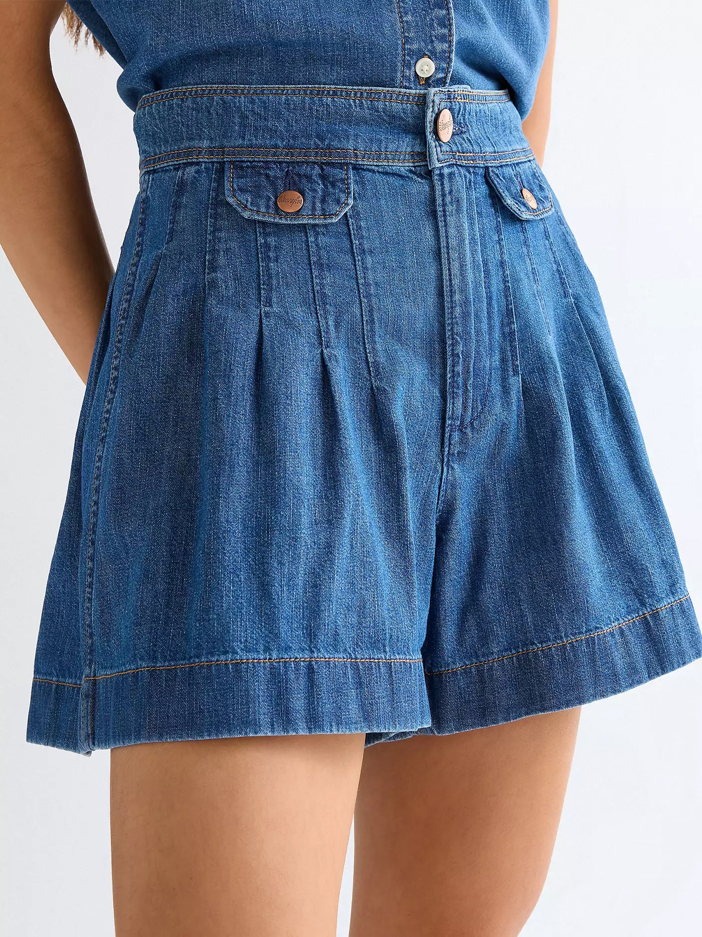 Wrangler Shorts Donna Country Estate con pieghe in denim di cotone