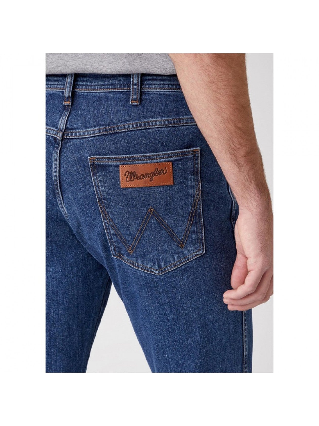 Wrangler jeans Classic Straight fit denim Rolling Rock “Arizona”