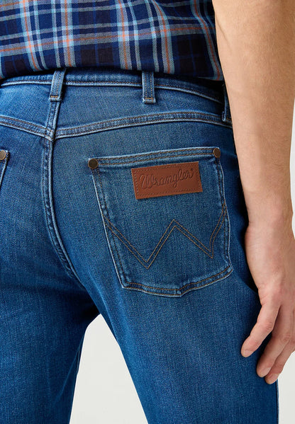 WRANGLER Jeans Uomo Slim Tapered Epic Soft denim Dandelion Summer “Larston”