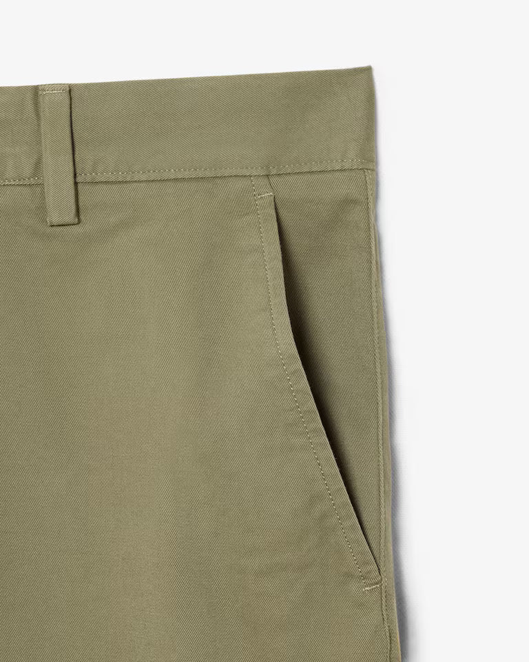 Lacoste · Bermuda chino uomo slim verde cachi