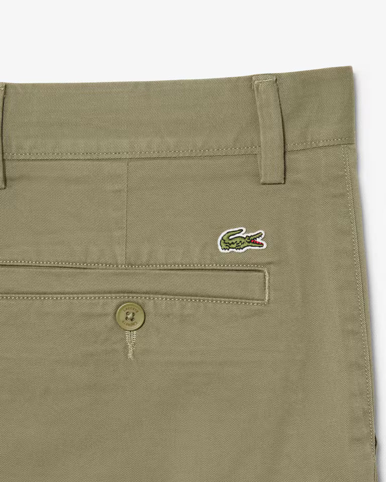 Lacoste · Bermuda chino uomo slim verde cachi