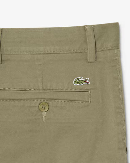 Lacoste · Bermuda chino uomo slim verde cachi