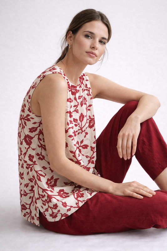 Six Moths for Two Top Donna svasato senza maniche fantasia floreale