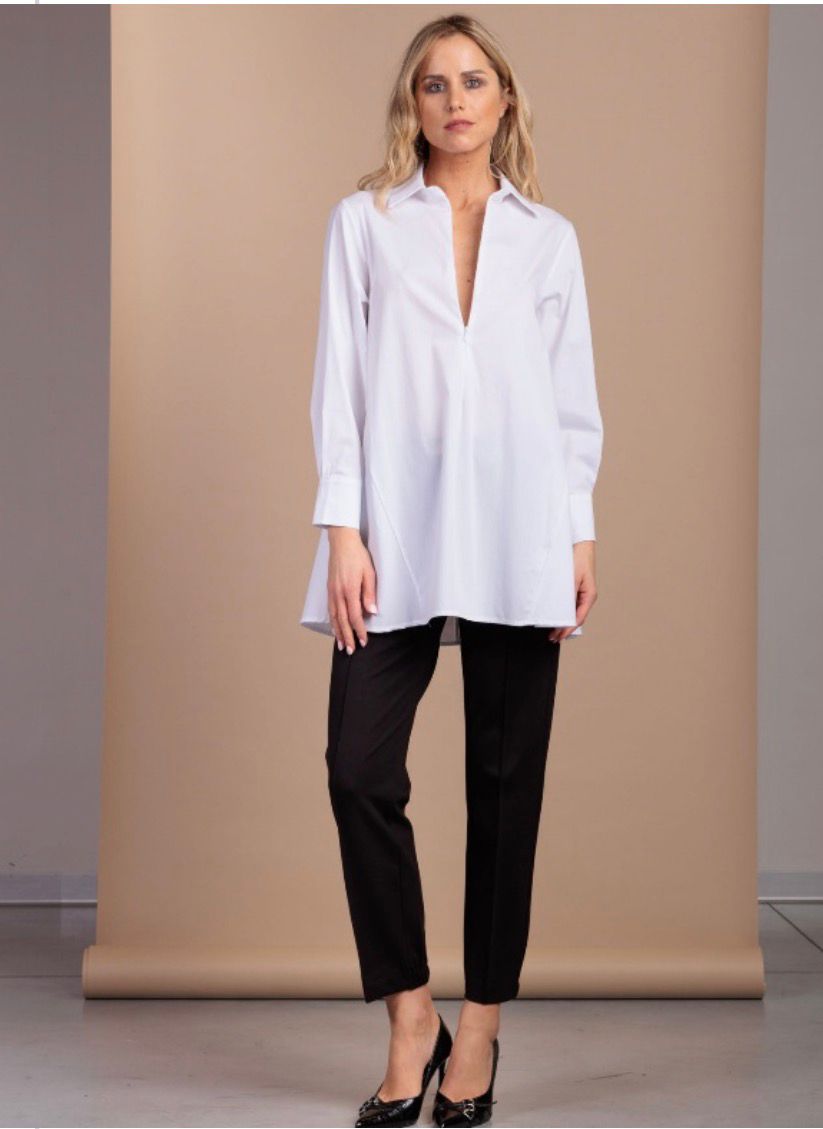 Rebeka Ross · Camicia donna svasata