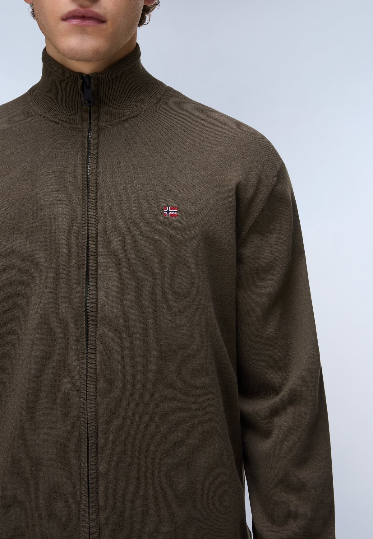 Napapijri · Maglione Decatur 2.0 uomo zip collo alto verde oliva