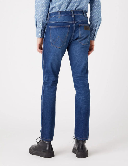 WRANGLER Jeans Uomo Slim Tapered Epic Soft denim Special “Larston”