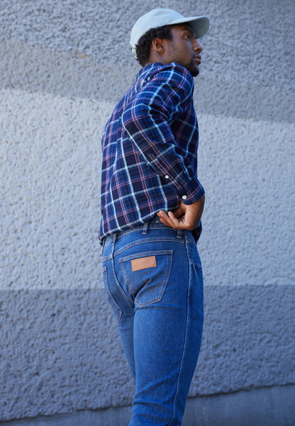 WRANGLER Jeans Uomo Slim Tapered Epic Soft denim Country Boy “Larston”