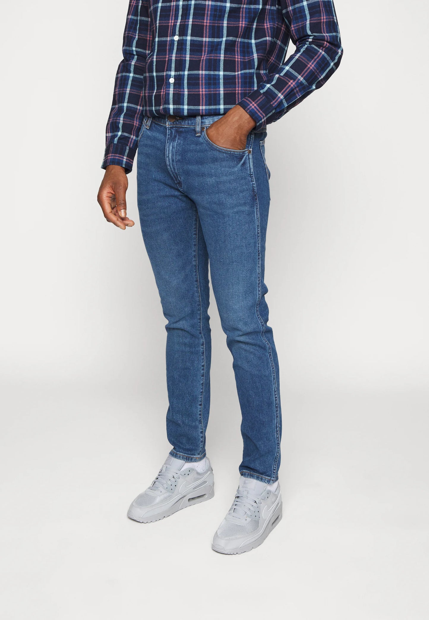 WRANGLER Jeans Uomo Slim Tapered Epic Soft denim Country Boy “Larston”