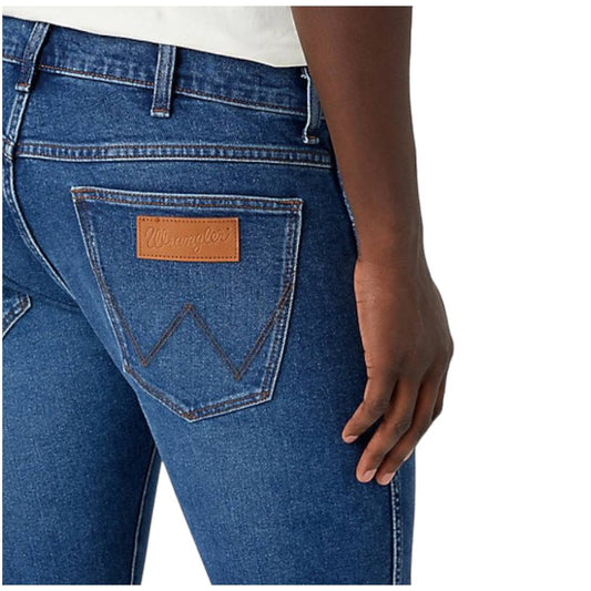 WRANGLER Jeans Uomo Slim Tapered Epic Soft denim Fearless “Larston”