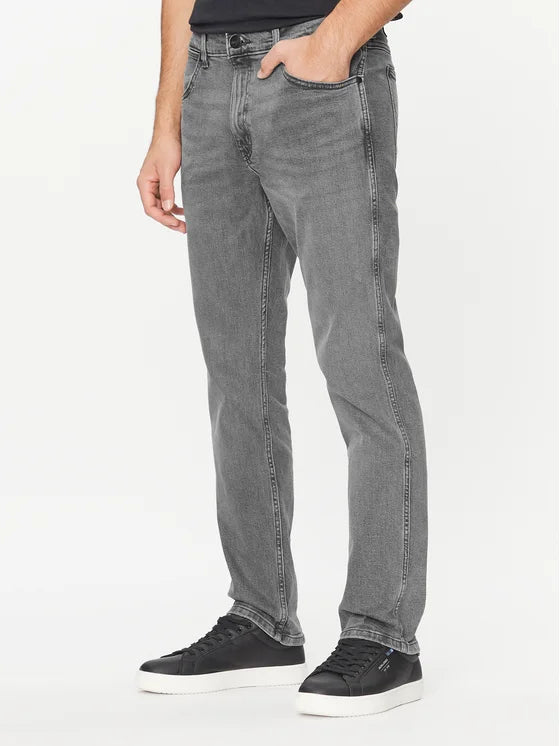 Wrangler · Jeans Greensboro uomo regular straight grigio chiaro
